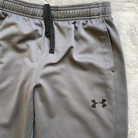 Youth under Armour loose fit warm up pants - Picture 2 of 4